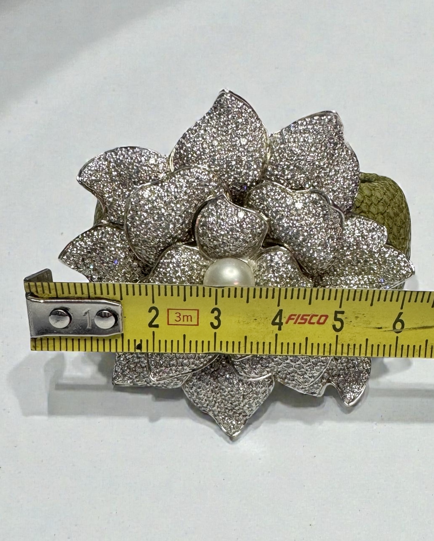 Bracciale pelle di razza e zirconi - immagine 15