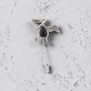 Spillone in argento con ematite